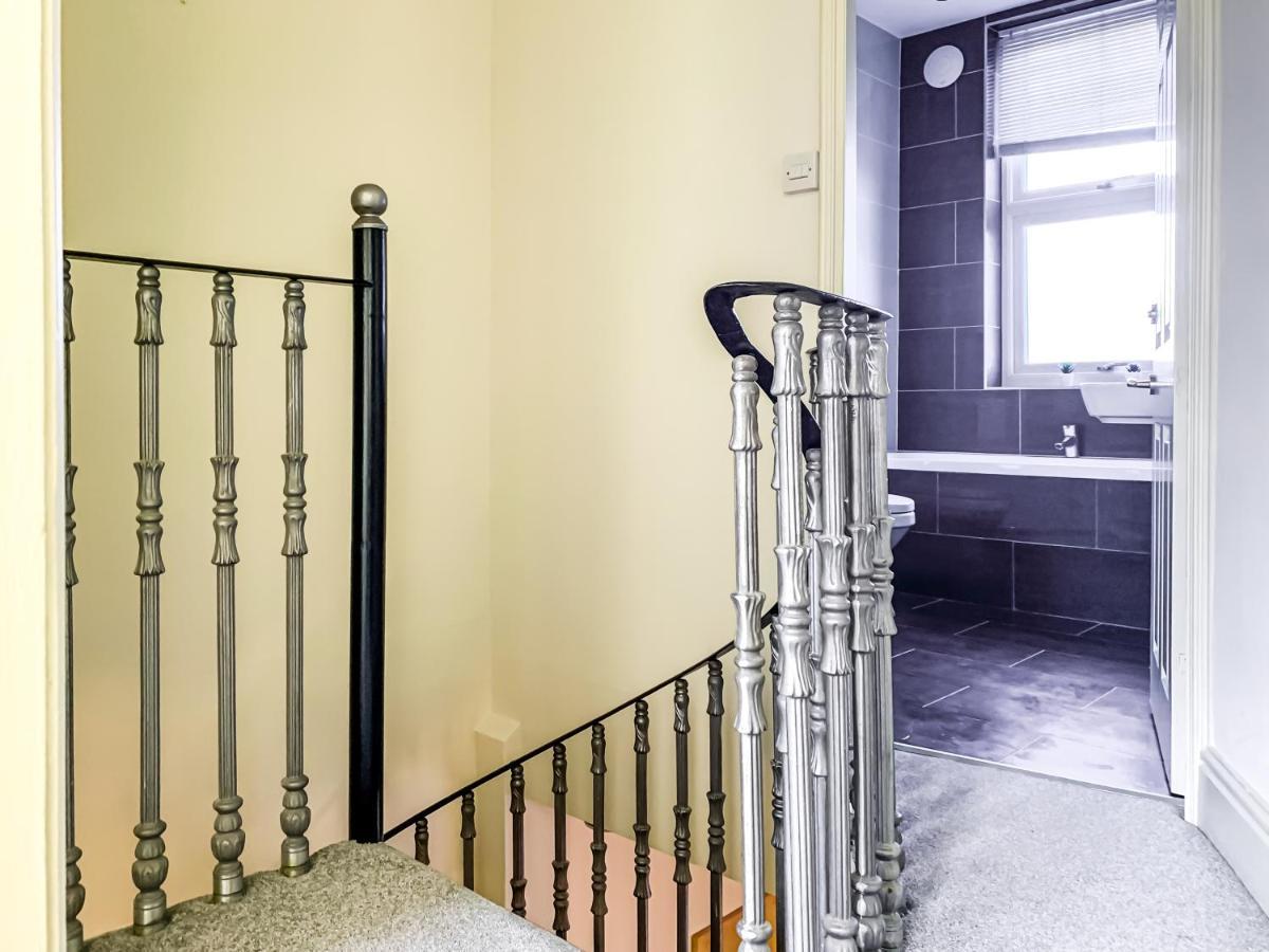 The Vines - Stunning Period Home With Free Parking York Eksteriør billede